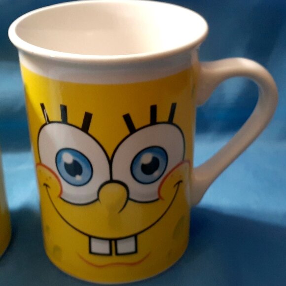 TWO!! SpongeBob SquarePants Collector Mugs - 2016 Viacom/Frankford Candy LLC - Picture 2 of 7